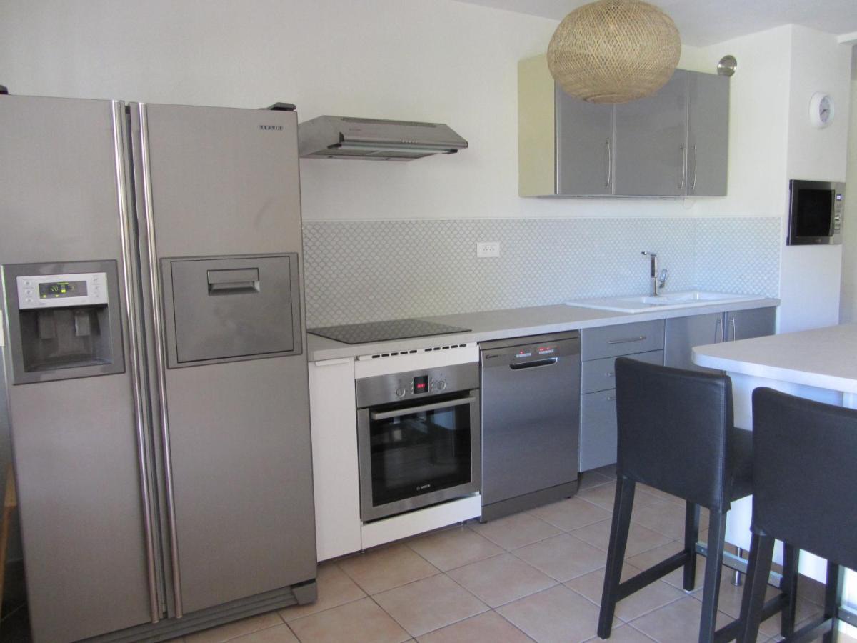 Appartement Les Cigales Rez De Jardin A 10Mn Des Plus Belles Plages Йер Экстерьер фото